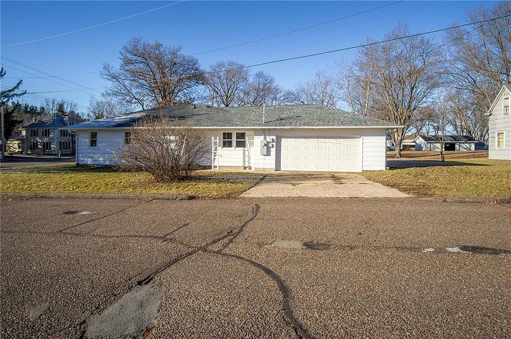 715 University Avenue, Colfax, WI 54730 Zillow