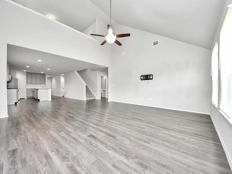4231 Tulip Oak Dr — Photo 15