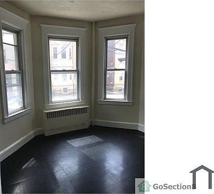 1st image of 73 Jackson St Floor 3