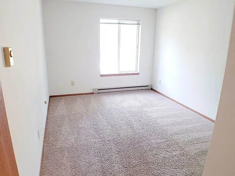 Orchard Village Apartments — Photo 144