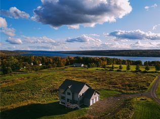 31 Lake Forest Dr, Lansing, NY 14882