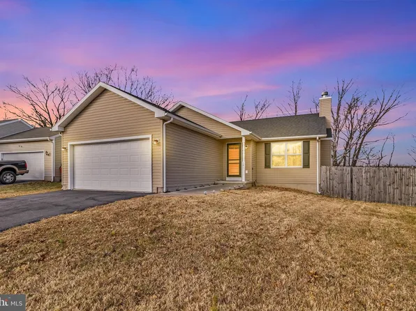 181 Ambrosia Ln, Martinsburg, WV 25405