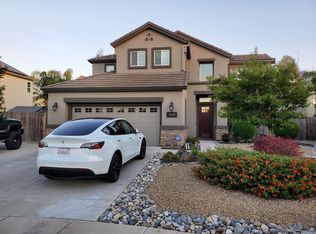 968 Athens Ct, Manteca, CA 95337