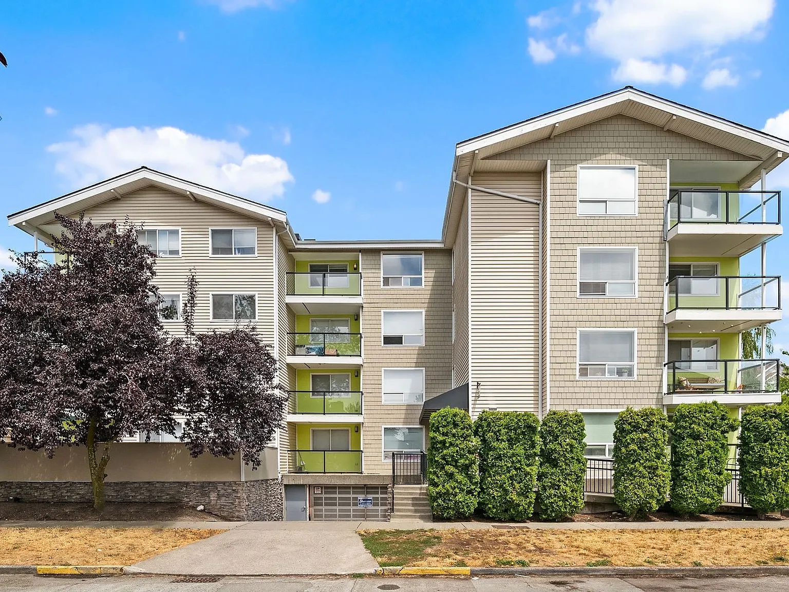 Granview Apartments — Photo 1