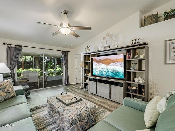 5th image of 1001 Grand Hickory Cir