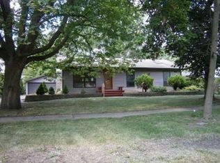 414 S Slusser St, Grayslake, IL
