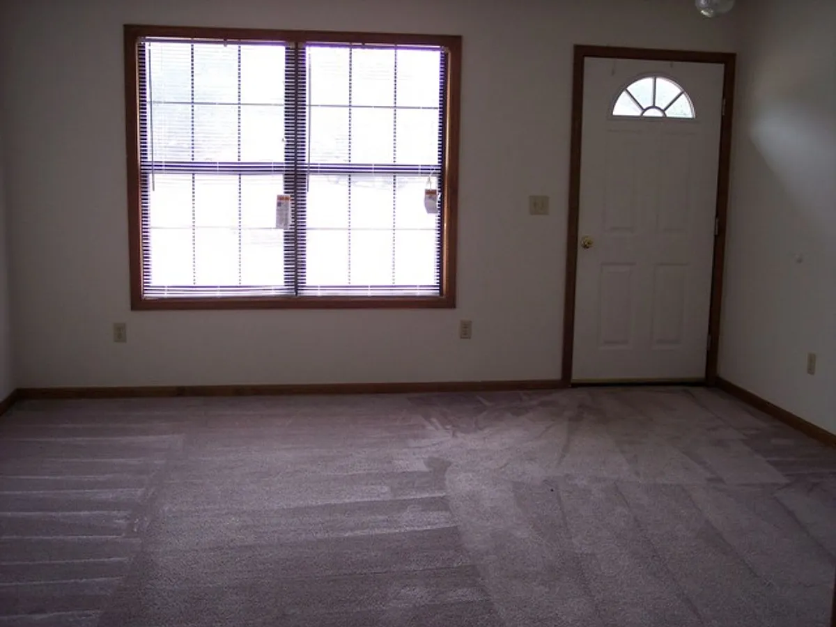 Building Photo - 708 Streck Ct