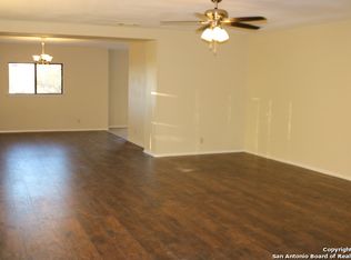 10471 Dugas Dr, San Antonio, TX 78245