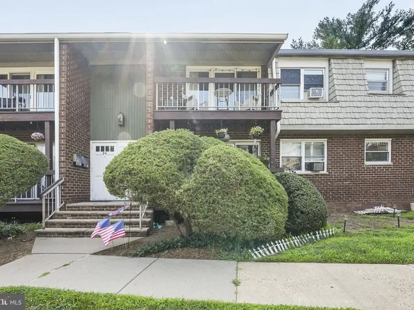 34 Deanna Dr APT 94, Hillsborough, NJ 08844