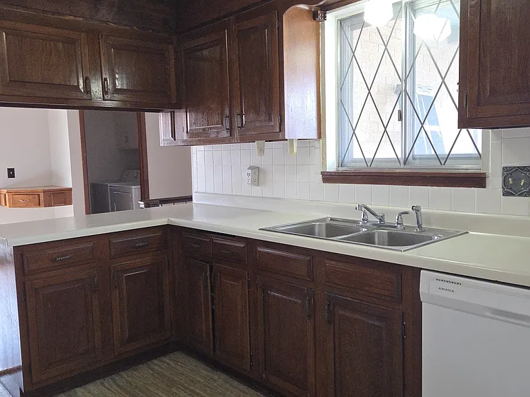 2225 N Farmstead St — Photo 2