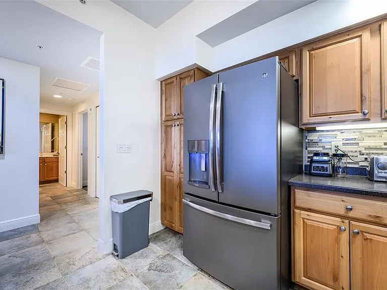 3313 Sunset Key Cir #104 — Photo 13