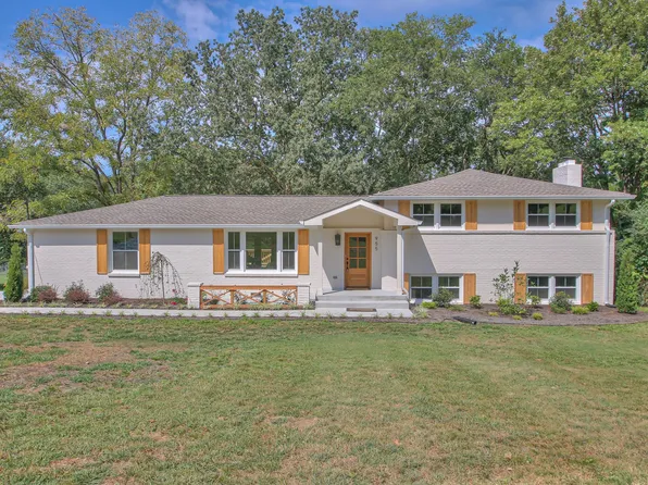 955 Windrowe Dr, Nashville, TN 37205