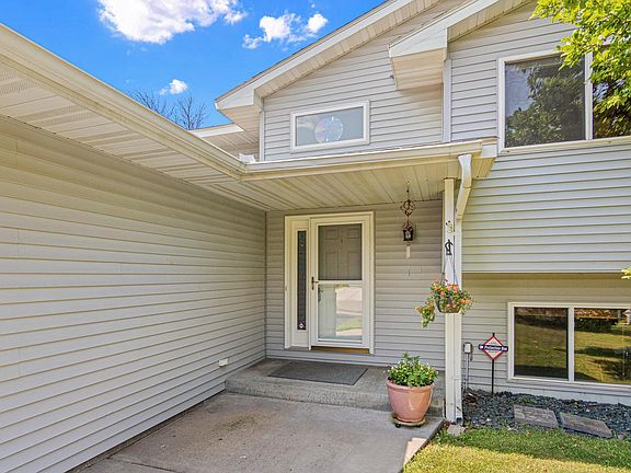 2nd image of 6533 Neddersen Cir N