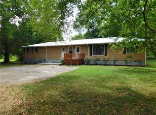 33 Findley Rd, Rydal, GA 30171