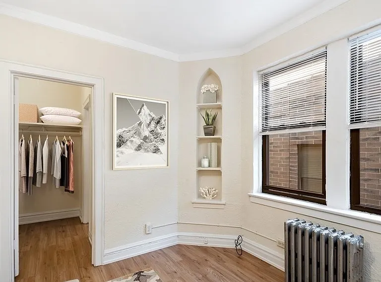 4829 N Damen Ave — Photo 6