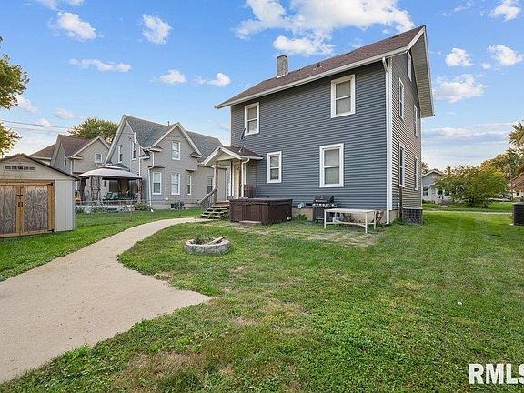 4th image of 2333 Jackson Ave
