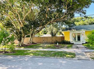 1817 Ivanhoe St, Sarasota, FL 34231