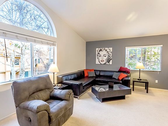 5th image of 25130 Steinbeck Ave Unit F