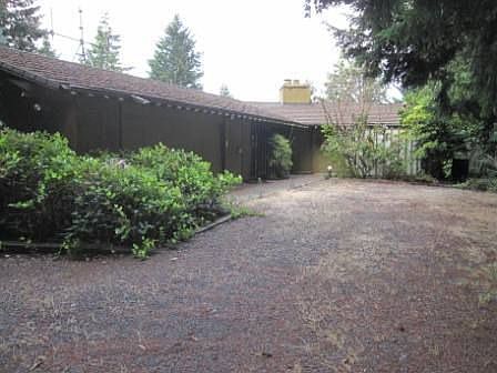 1st image of 8912 181st Ave E