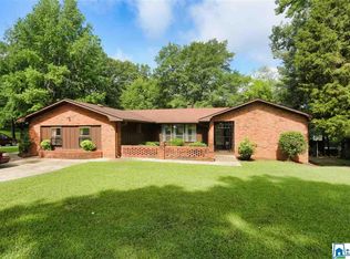2208 Timberlane Dr, Bessemer, AL 35022