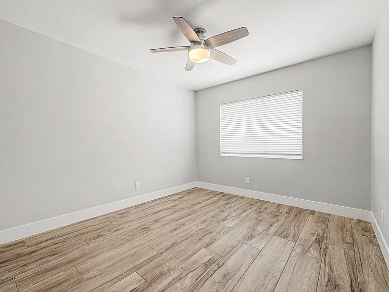 3027 W Tierra Buena Ln — Photo 34