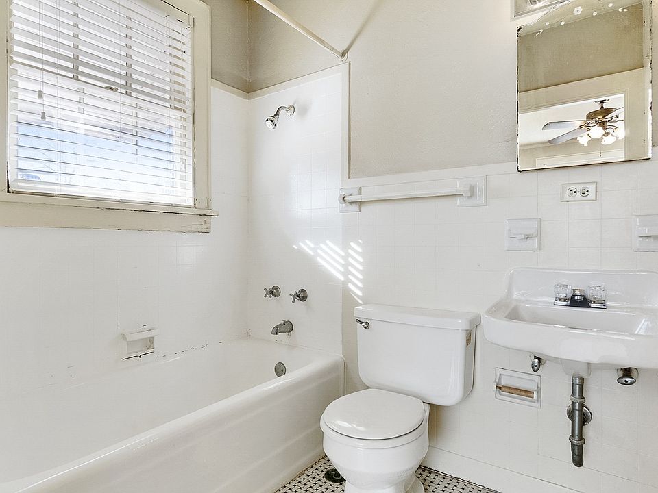 1st image of 504 Gladstone Blvd #510