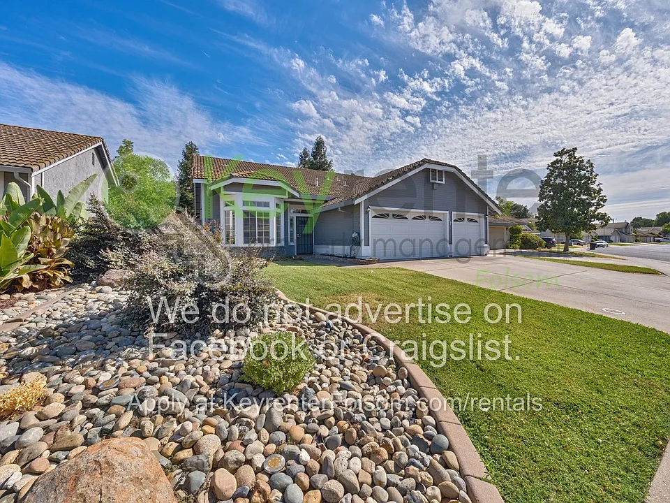 617 Vernon Oaks Dr