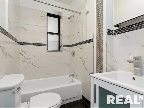 5th image of 322 W 11th St APT 10