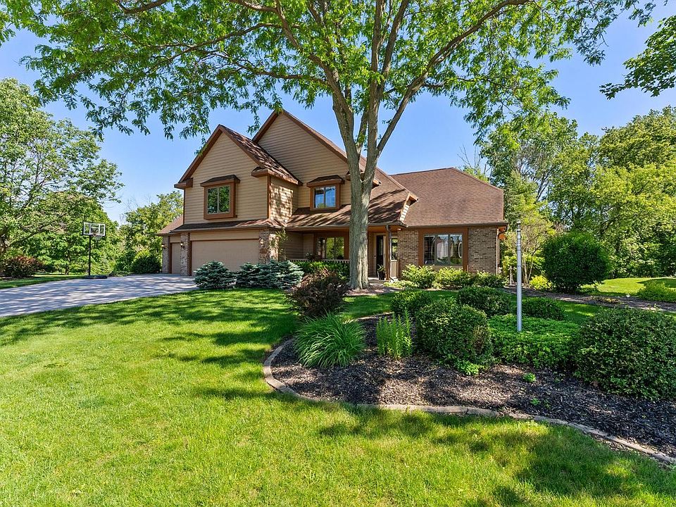 1st image of 699 River Oaks DRIVE