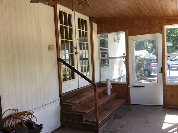 5th image of 320 Matthew Cir
