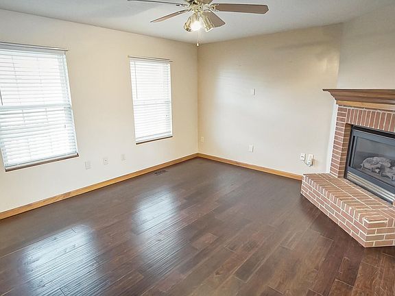 3rd image of 1149 Waterford Ct