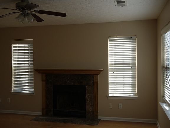 5th image of 675 S Preston Ct