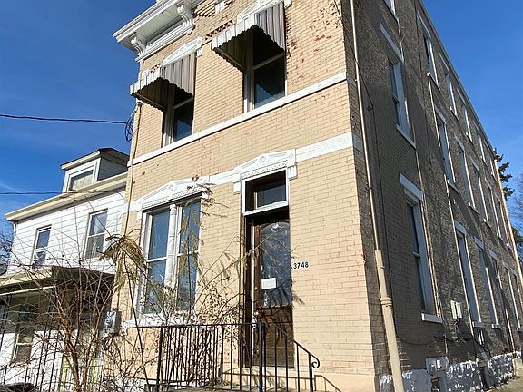 4th image of 3748 Saint Lawrence Ave
