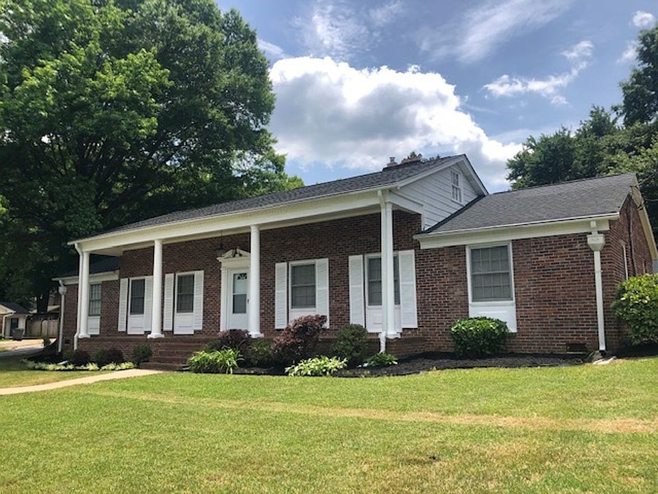 1st image of 206 Kenilworth Dr