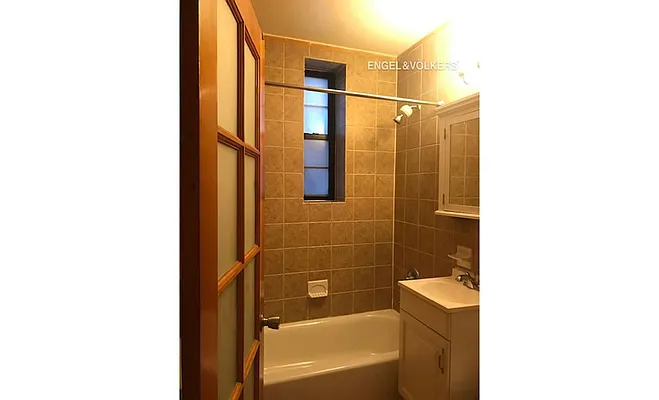 Rented by Engel & Völkers New York City | media 30