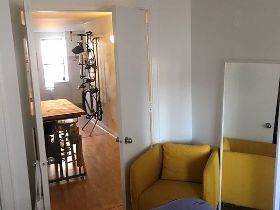 5th image of 102 President St #1