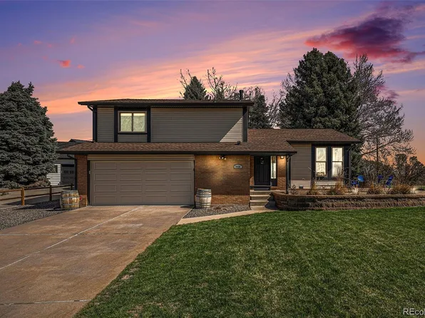 8426 S Otis Court, Littleton, CO 80128