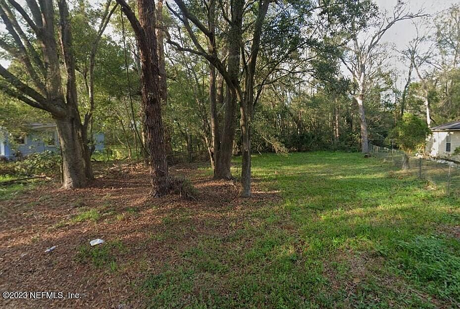 1st image of 2039 6TH Street