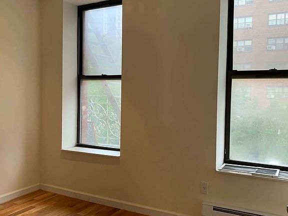 3rd image of 8 Manhattan Ave #B2