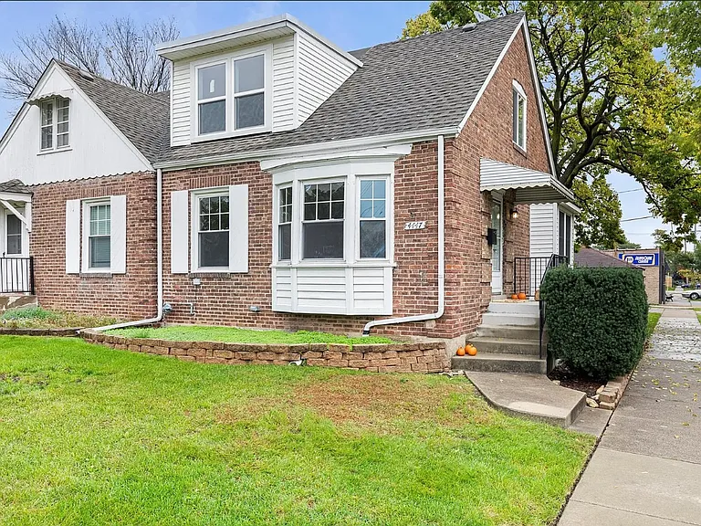 4447 Joliet Ave — Photo 1