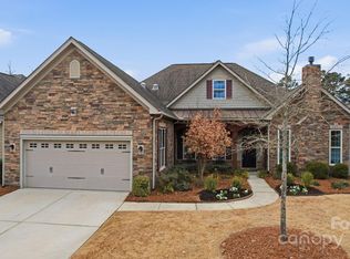 14817 High Bluff Ct, Charlotte, NC 28278