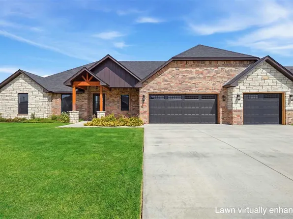 2406 NE Falcon Ln, Lawton, OK 73507