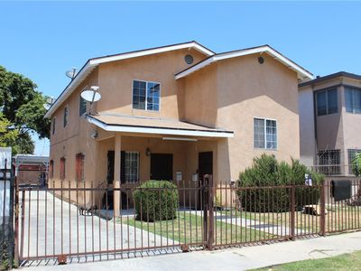 127 E 95th St, Los Angeles, CA, 90003
