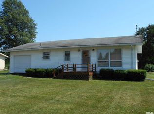 755 W Adams St, Blandinsville, IL 61420