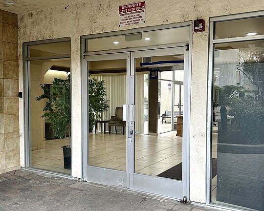 4th image of 5325 Newcastle Ave Unit 227