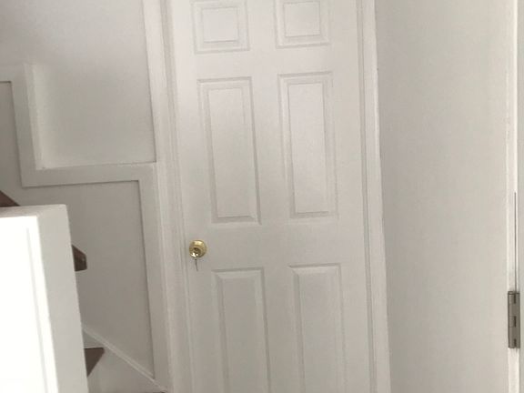 3rd image of 40 Thompson Cir #40