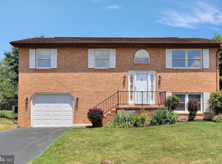 39 Labonte Dr, Martinsburg, WV 25404