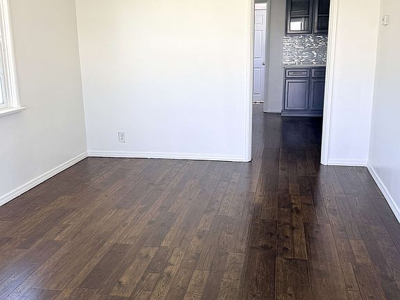 3rd image of 9719 Mallison Ave