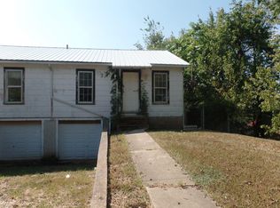 306 Fort St, Waynesville, MO 65583
