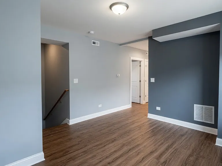 2717 N Rutherford Ave #2 — Photo 4